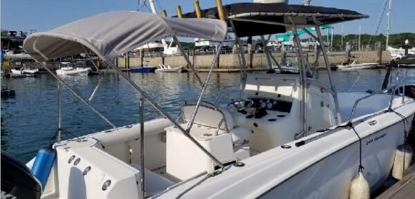 No. 617 - Boston Whaler 240