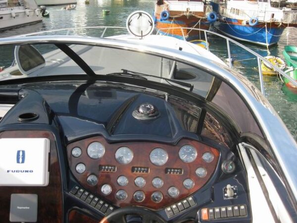 No. 154 - Sunseeker 48 (Superhawk) Plus Float Lift