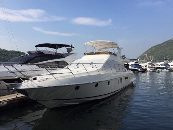 No. 589 - Azimut 62