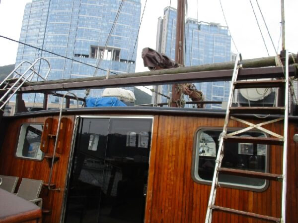 No. 270 - Traditional Sailing Junk