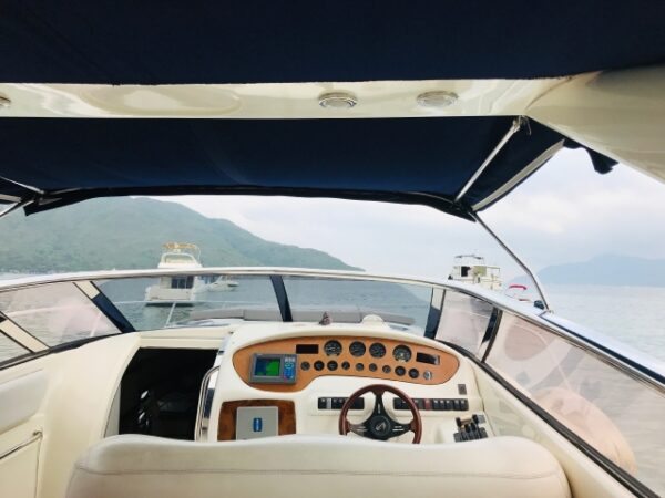 No. 498 - Sunseeker Superhawk 48