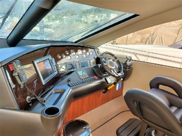 No. 592 - Sunseeker Manhattan 60