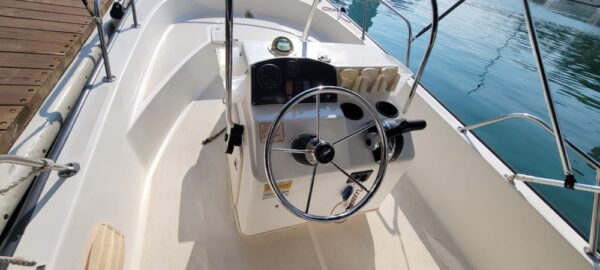 No. 720 - Boston Whaler Montauk 170